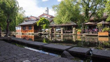 宝宝脸上长湿疹,瘙痒难耐,这是怎么回事?家长需要做什么? - 专业的问答网站,帮助解答你的疑问